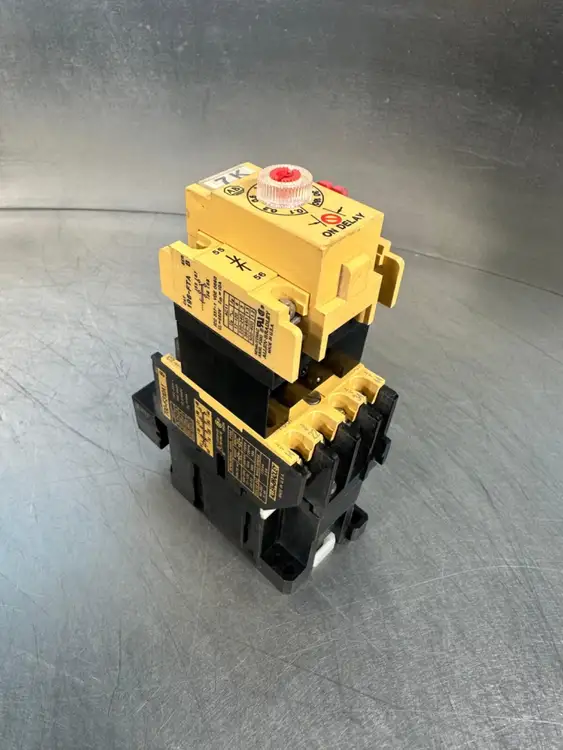 Used Allen-Bradley 700-F310A1 Relays & Switches | Palmetto Automation #1156372