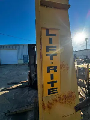 Used _UNKNOWN_ _UNKNOWN_ Pallet Stackers Ohio US | Myron Bowling Auctioneers Inc #1518701