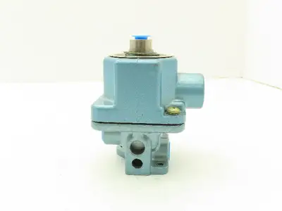Honeywell Skinner A3LX31 Solenoid Valve 3-Way NC 120V 125 PSI 1/4" NPT -No Coil