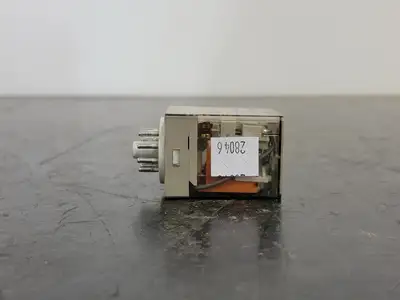 USED ALLEN-BRADLEY 700-HAB2A1-4