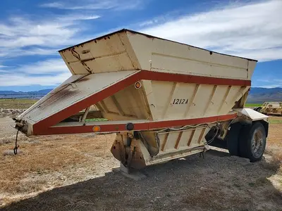 Belly Dump Trailer Pup - Pivot Track Filler
