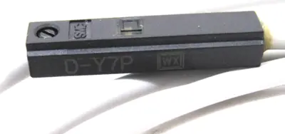 NEW SMC D-Y7P INLINE SOLID PNP DIRECT DY7P