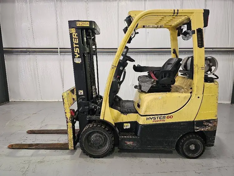 Used 2015 HYSTER S60FT Misc Forklifts Illinois US | Somerset Equipment Sales #1542842