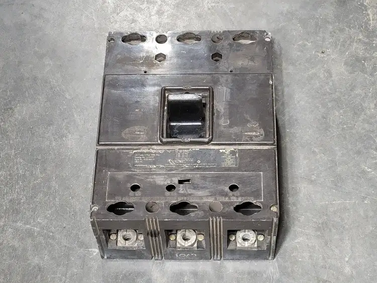 Used WESTINGHOUSE LA3400F Switchgears British Columbia CA | Lenmark #409172