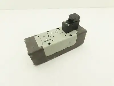 Aventics R432006321 Pneumatic Solenoid Directional Valve 150psi 120VAC Coil