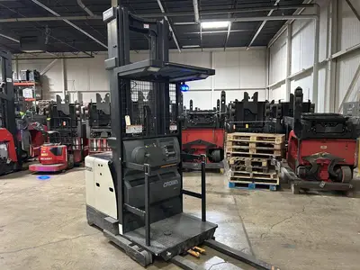 Used 2021 CROWN SP3520-30 Electric Lifters Illinois US | Somerset Equipment Sales #1542856