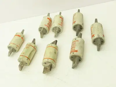 Gould Shawmut A50P200 Type 4 Fuse 200 AMP and 125 AMP 500 Volts Mixed Lot of 8