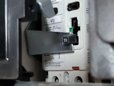 USED EATON SVX005A1-5A4N1