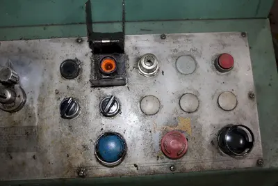 USED 1997 MINSTER 400 TON SSDC PRESS