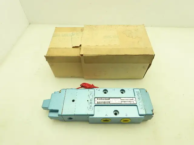 Skinner S4R0AAL4 Directional Control Valve 5-Way 2 Pos 120V Solenoid 150 PSI