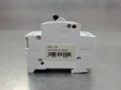 USED ABB S202-D8 S200 Miniature Circuit Breaker, 2P, 8A 230/400V