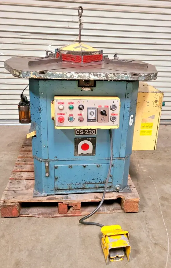 AMADA CS-220 Hydraulic Corner Shear Notcher 10 Ton Metal Steel 1/8 Thickness