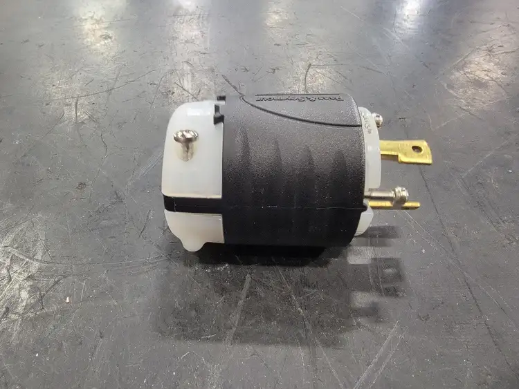 New | in-Stock PASS & SEYMOUR L630-P Cable & Wire British Columbia CA | Lenmark #252256