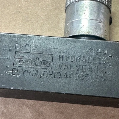 USED Parker F800S-11HW