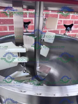 USED LEE INDUSTRIES 50 LITER STAINLESS STEEL JACKETED REACTOR W/MIXER, SCRAPER MFG 23