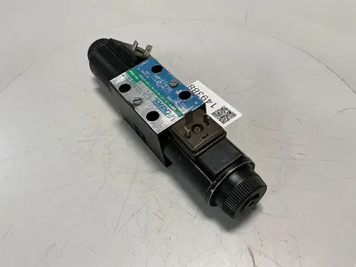 USED VICKERS DG4V-3S-6C-M-U-HL7-60-EN490