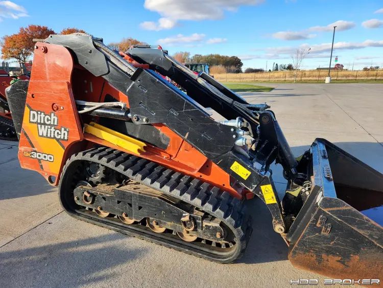 Used 2020 DITCH 2020 DITCH WITCH SK3000 Compact Utility Loaders Florida US | HDD Broker #1346982