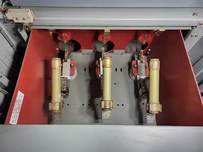 Zig-Zag Transformer Fuse Rollout, 4160Volts 3000 Amp
