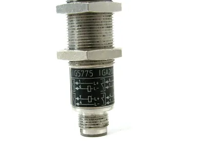 USED EFECTOR IGA2008-FRKG/US INDUCTIVE SENSOR IG5775 IGA2008FRKGUS