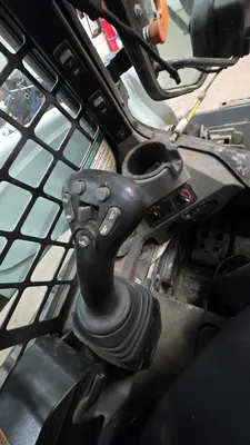 2022 BOBCAT T740 Skid Steer | Iron Listing (32)