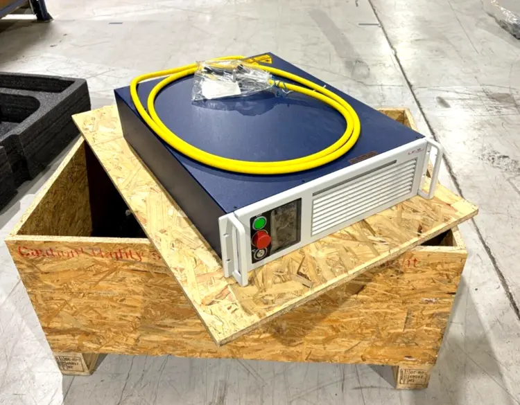 New | in-Stock IPG YLR-400-WC-Y14,P30-001214 Lasers / Laser Systems Michigan US | Maverick Industrial Sales #1453925