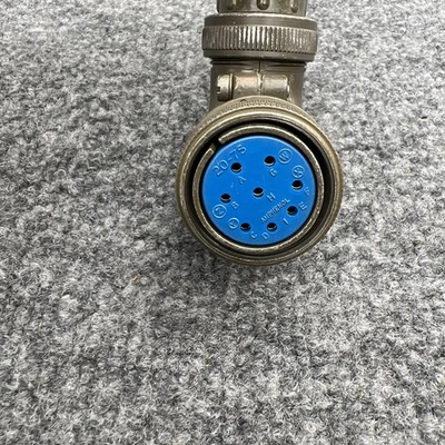 Used Amphenol 97-3055-22-8 Electrical Fittings California US | Davliegogo LLC #1708124