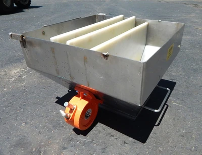 USED MOUNTABLE HOPPER SS HOPPER