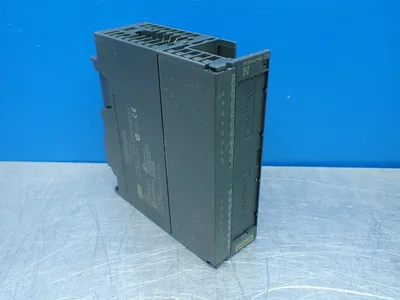 NEW SIEMENS 6ES7 3221BH010AA0
