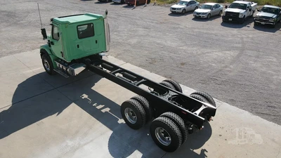 New | in-Stock 2025 WESTERN STAR 47X Cab Chassis trucks Texas US | Roll Off Truck World #1492024
