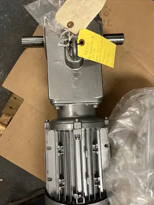 New | in-Stock NORD SK90161LXZ-90-L/4-CUS-BRE20-HL-SR-RD Speed Reducers | Surplus Asset Holdings #1204394