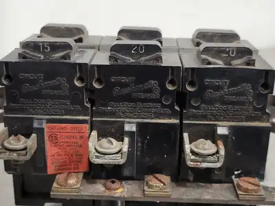 Pushmatic Circuit Breaker Assembly, 3x20 Amp, 3x15 Amp