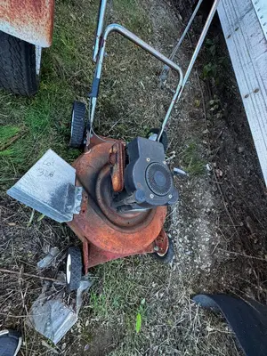 Used _UNKNOWN_ _UNKNOWN_ Mowers Ohio US | Myron Bowling Auctioneers Inc #1518755