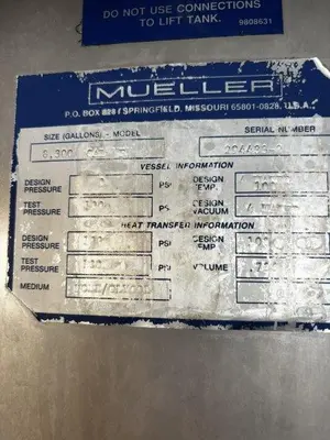 2010 MUELLER 8,300 GALLON Zásobníky nerezové - | Perry Equipment (6)