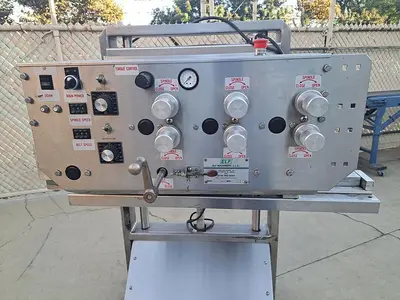 USED ELF ACT600R