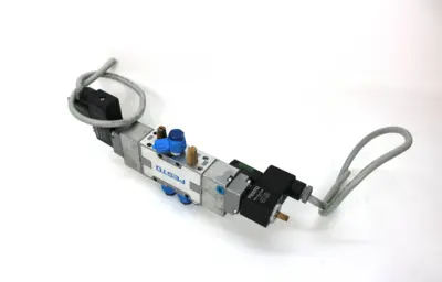 Festo MFH-5/3-G-1/8-B Pneumatic Solenoid Valve, 0.3-1 MPa