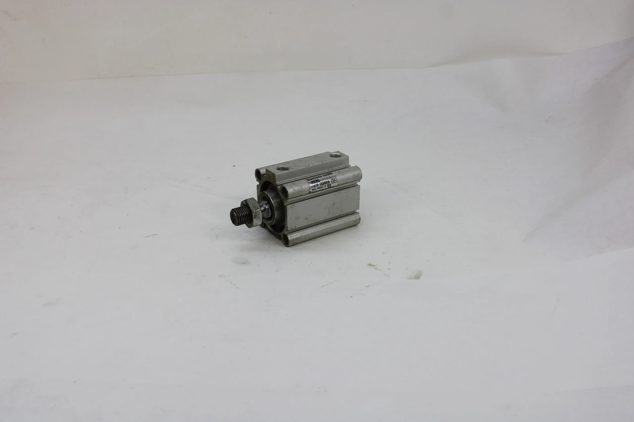 USED SMC CDQ2B40-30DMZ-XC35