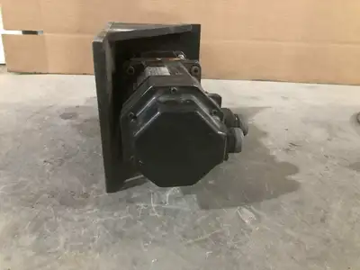 Allen-Bradley F-4030-D-H00AA Servo Motor 1.4kW 4000RPM 3PH w/ PX115-010-S2 10:1