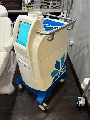 Used ZELTIQ COOLSCULPT Aspirator - Liposuction Systems Minnesota US | Midwest Medical #1467850