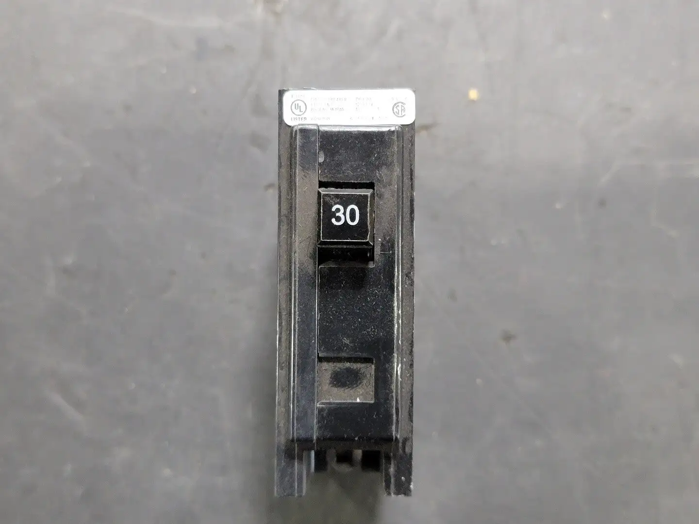 NEW CUTLER-HAMMER BA130