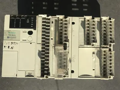 USED TELEMECANIQUE MODICON TSX 3721000