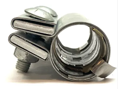 USED METFLO 2 BOLT COMPRESSION COUPLING 1.5" OD 4" LENGTH LOT OF 3