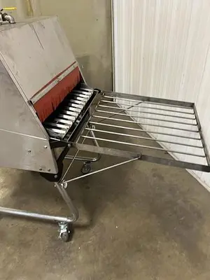 USED HAYON 6400