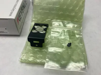 USED KEYENCE MONOCHROME POLARIZING FILTER FOR VISION SENSOR