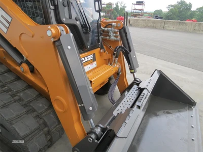 New | in-Stock 2025 CASE TV620B Compact Track Loaders Pennsylvania US | Zimmerman Farm Service #1410458