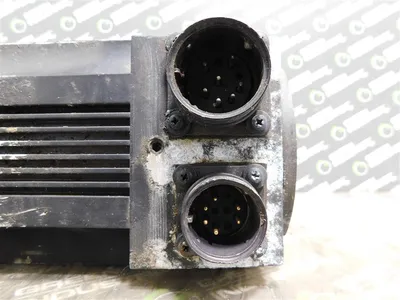 Reliance Electric 1326AB-B420H-21 Servo Motor 5000/6000RPM 1.74/2.08kW Used
