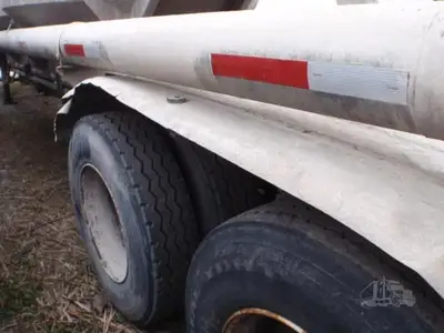 Used 1995 POLAR _UNKNOWN_ Tanker Trailers Indiana US | Lakeshore Equipment Sales #1546574