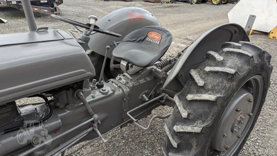 USED FORD 9N
