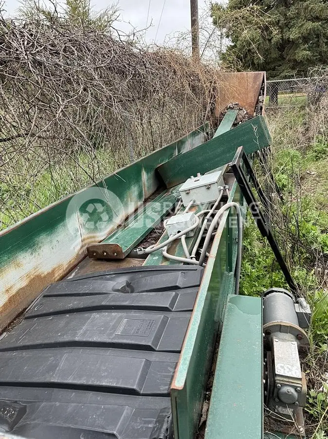 Unknown Manufacturer: Used 25' Infeed Conveyor