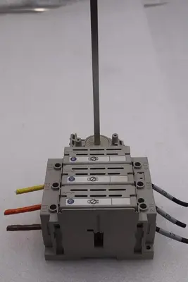 194R-N30-1753 Allen Bradley Disconnect Switch Stock K-633A
