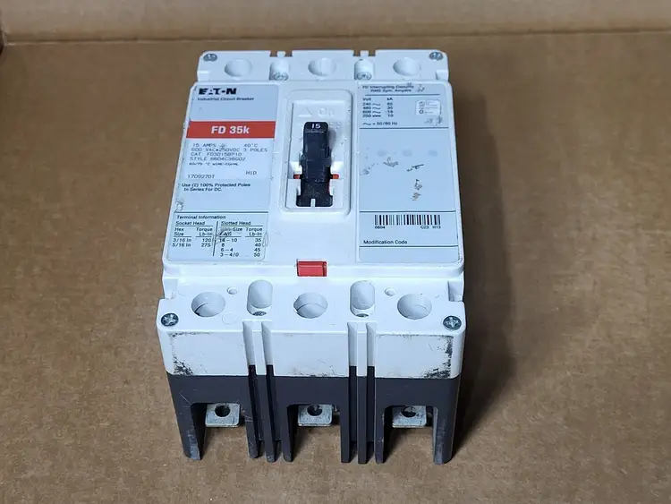 Used EATON FD3015BP10 Switchgears British Columbia CA | Lenmark #477708